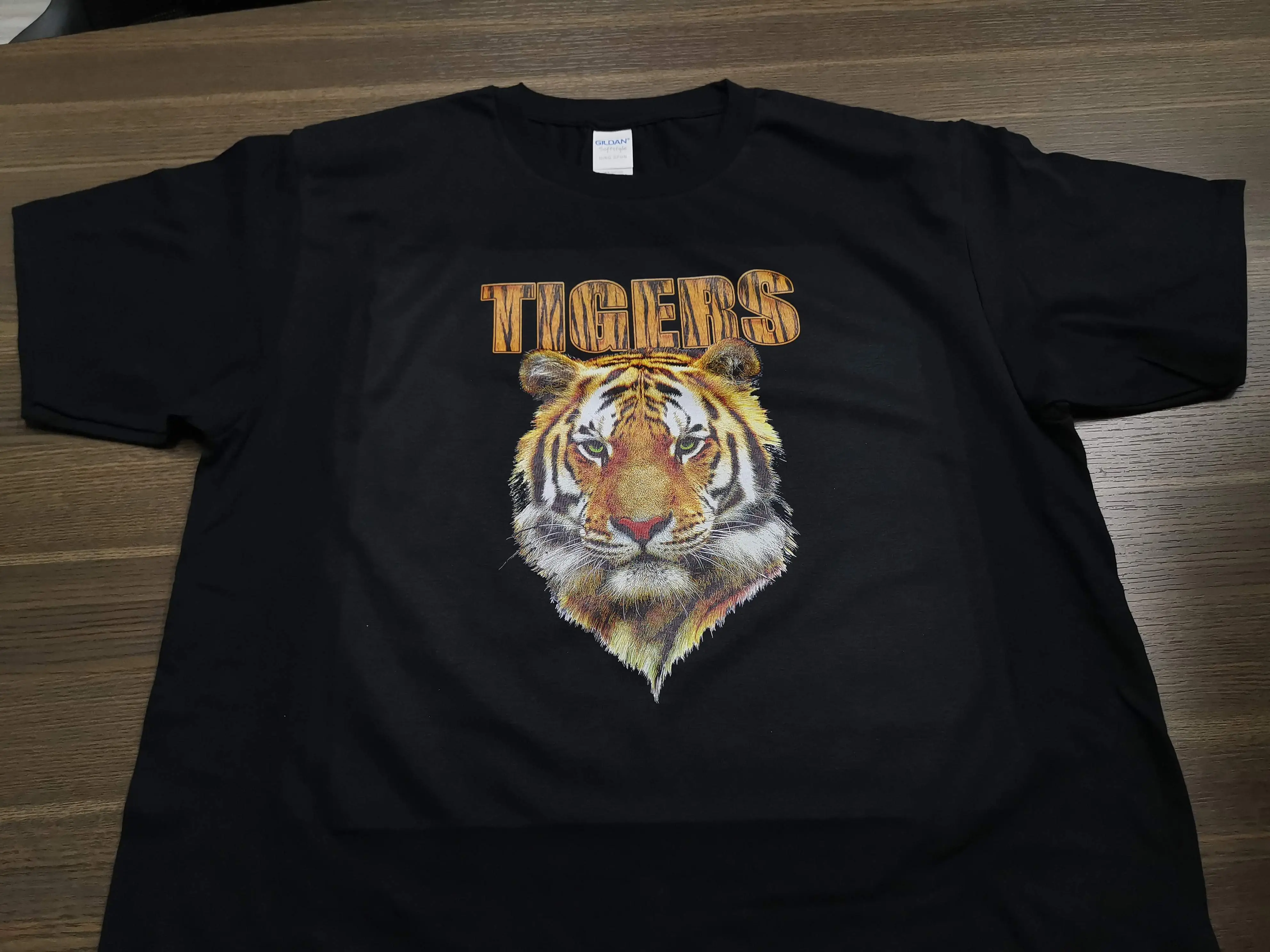 Impresora DTG tinta blanca camiseta oscura impresión personalizada tacto suave