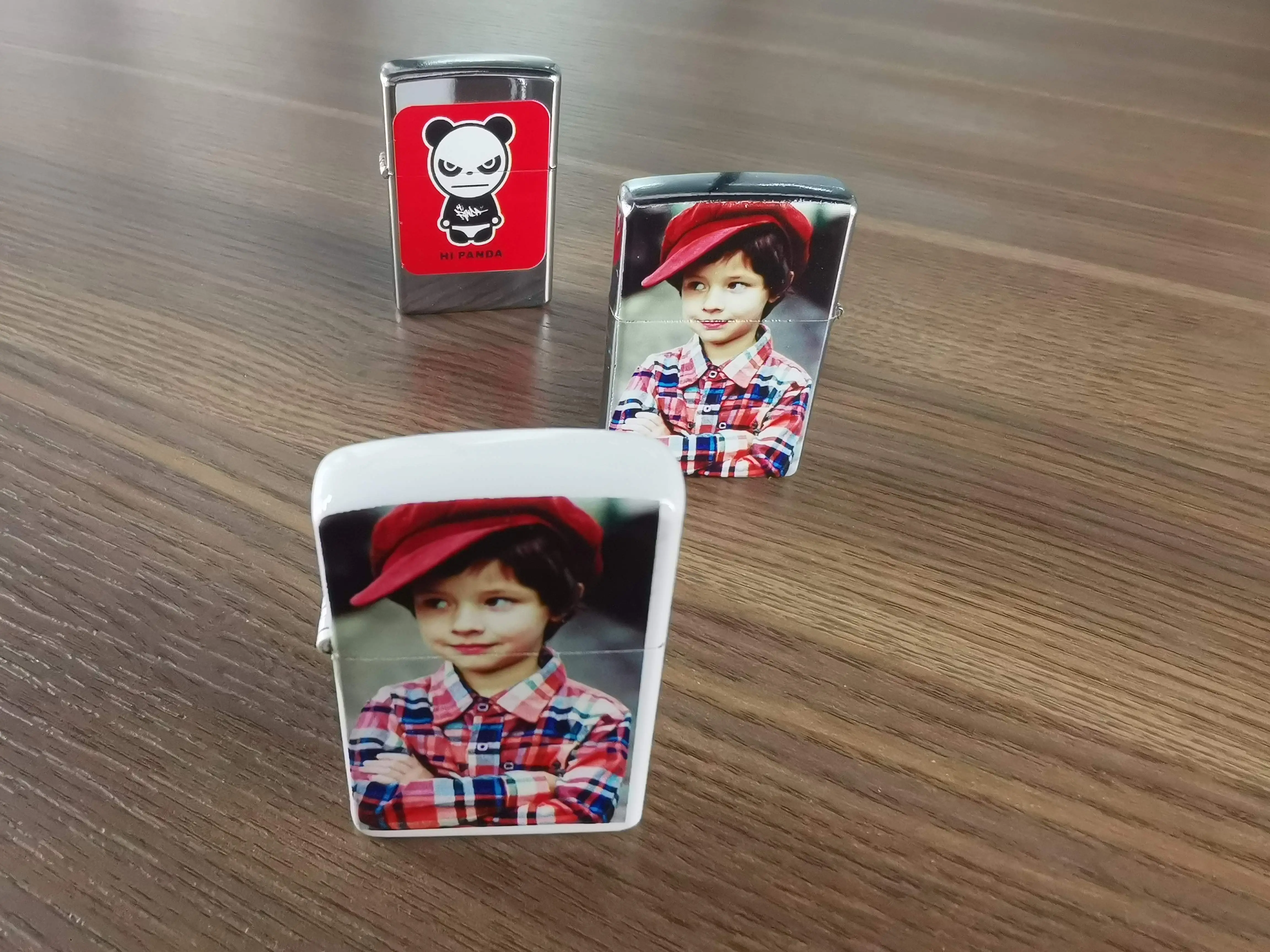 Durable UV printing results on leather goods and flexible media