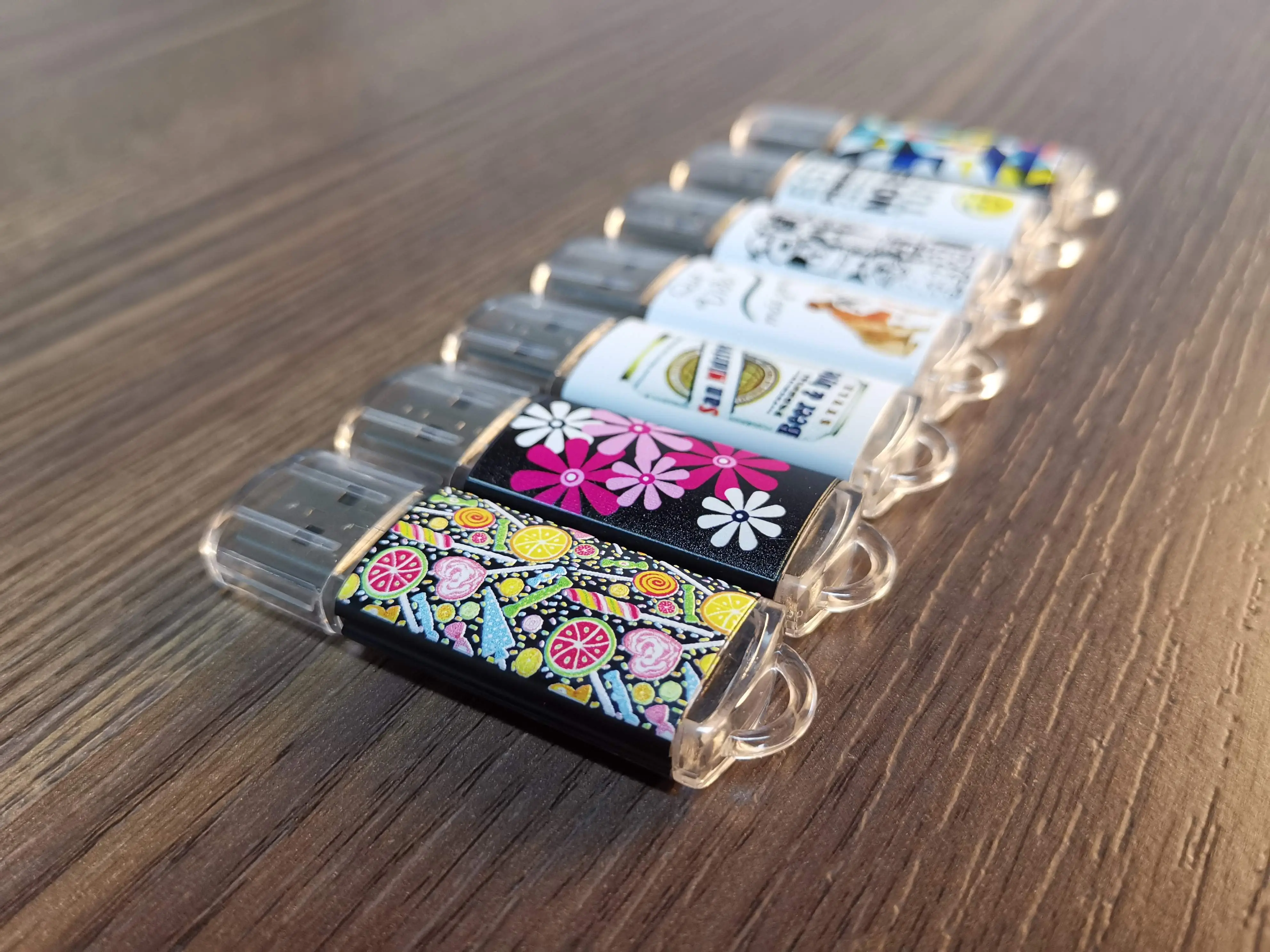 High-adhesion UV printing on metal plates and industrial tags