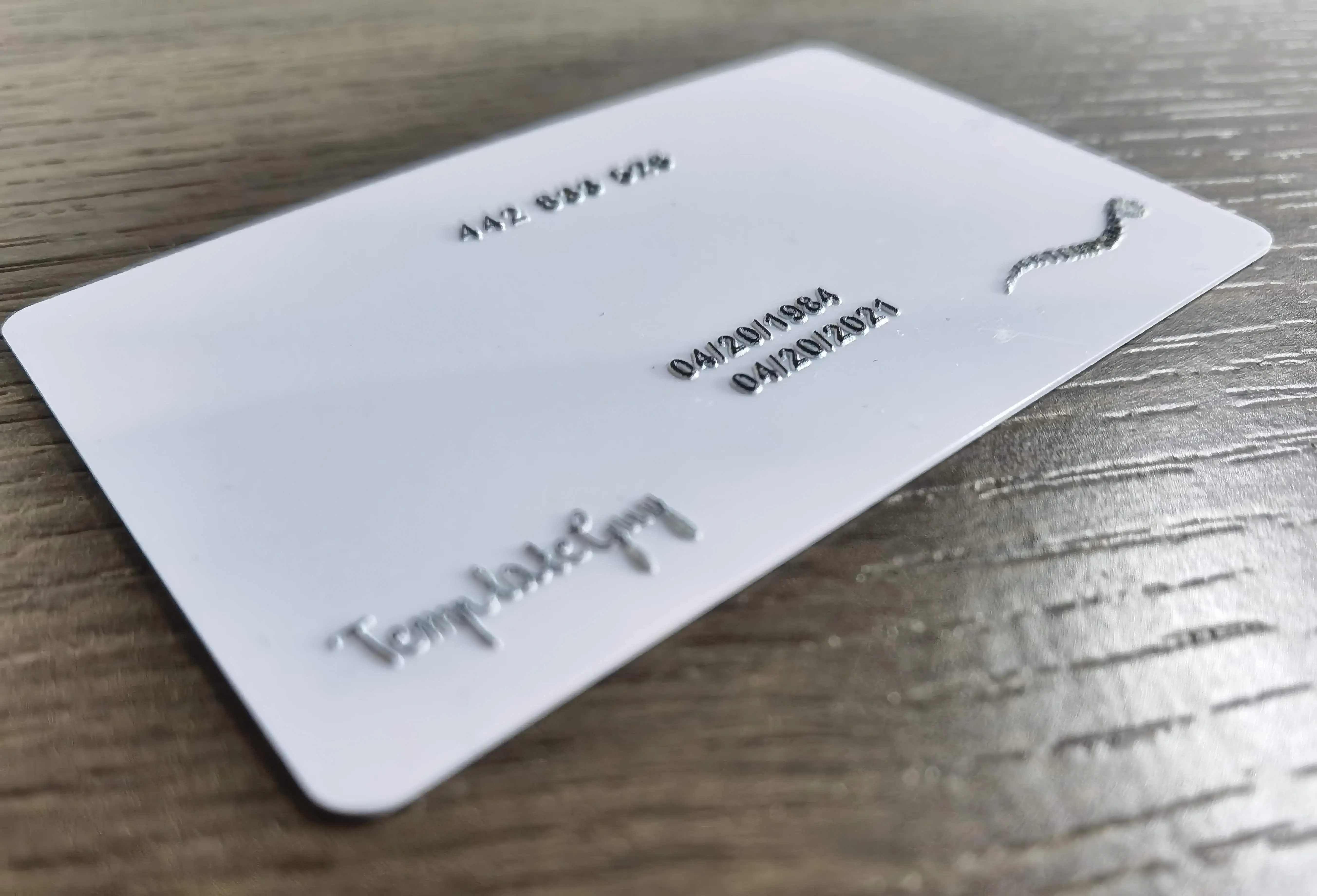 Custom UV printed credit cards and membership cards
